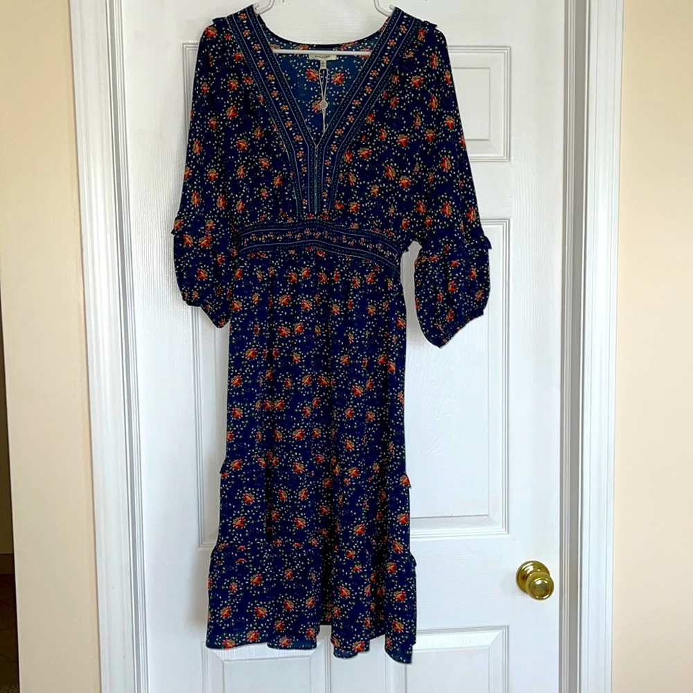 V-Neck Empire Waist Dress. Max Studio. Navy.